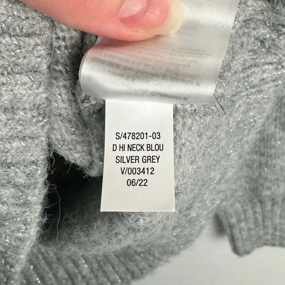 Nwt Old‎ Navy Gray Metallic Crew Knit Stretch Cropped Sweater Medium (8) Girl's
